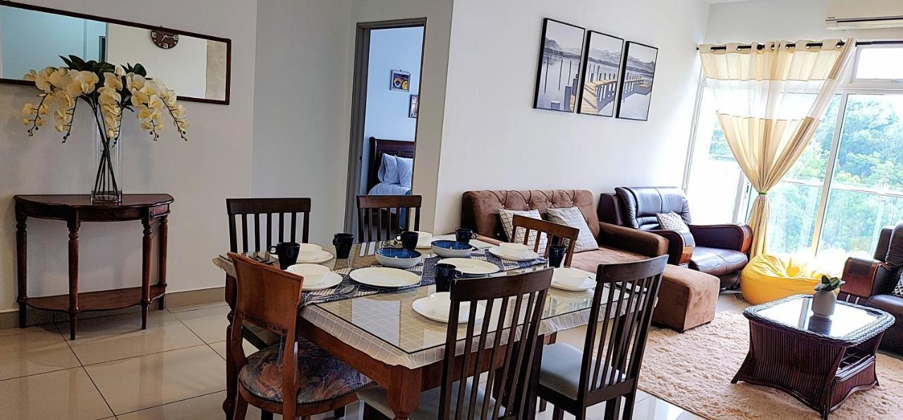 Putrajaya Dwiputra 6 Plus 1 Pax Blissful Fully Air-Con Suite מראה חיצוני תמונה