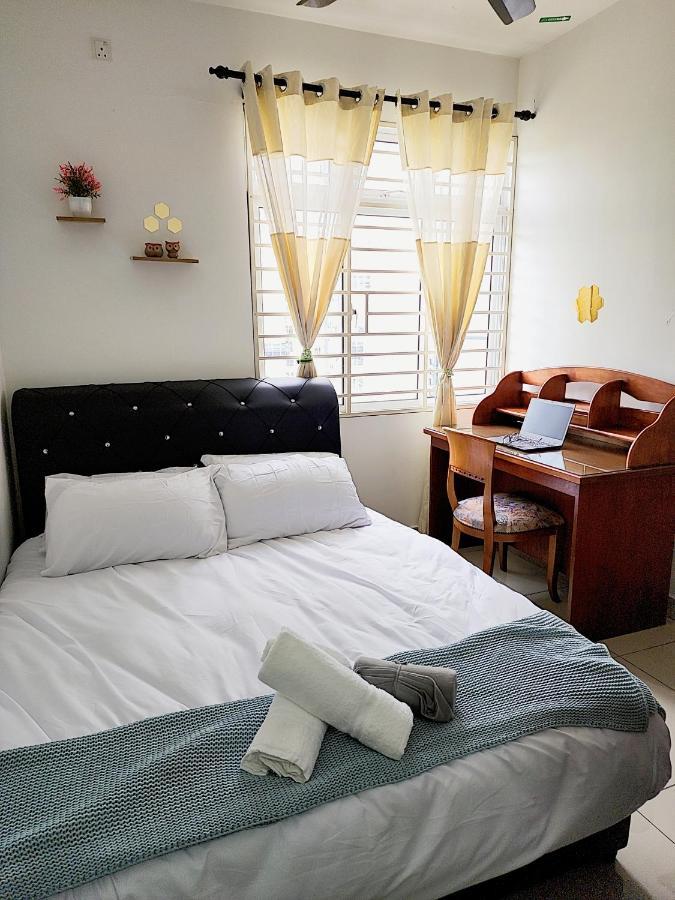 Putrajaya Dwiputra 6 Plus 1 Pax Blissful Fully Air-Con Suite מראה חיצוני תמונה